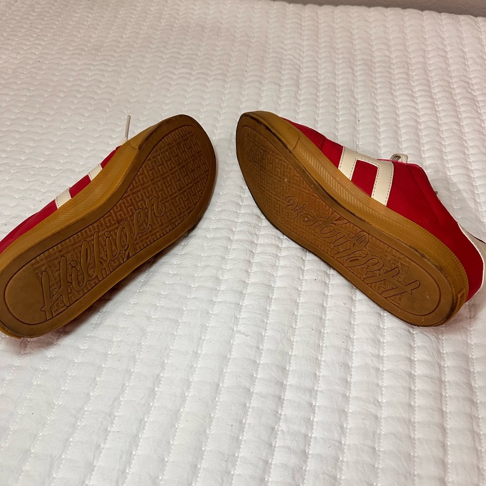 Tommy Hilfiger Red  and White/Cream Casual Sneakers women’s 8.5 - Picture 7 of 8